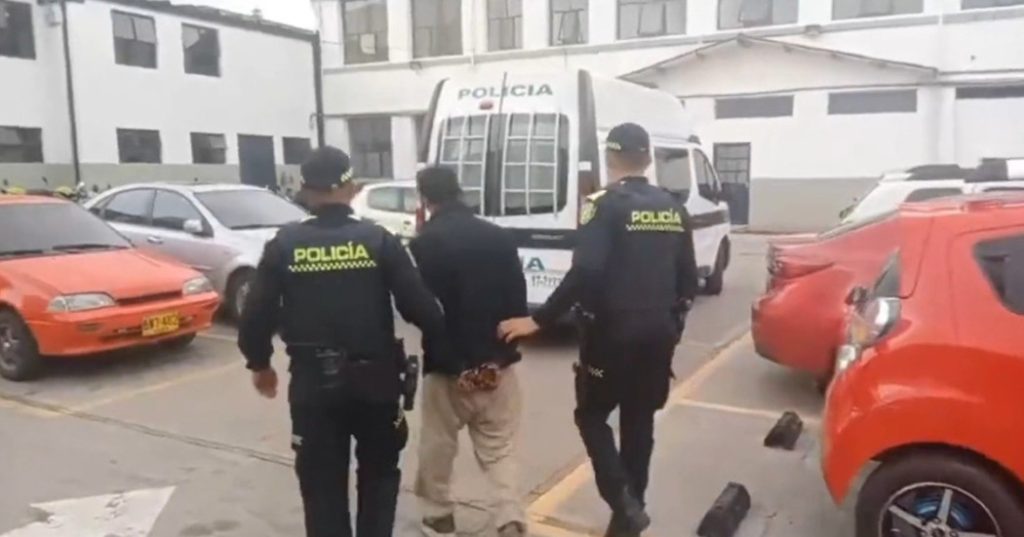 ¡En flagrancia! Policía capturó a un hombre por tráfico de estupefacientes