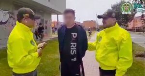 Este hombre presenta antecedentes judiciales por los delitos de extorsión, concierto para delinquir y estafa.