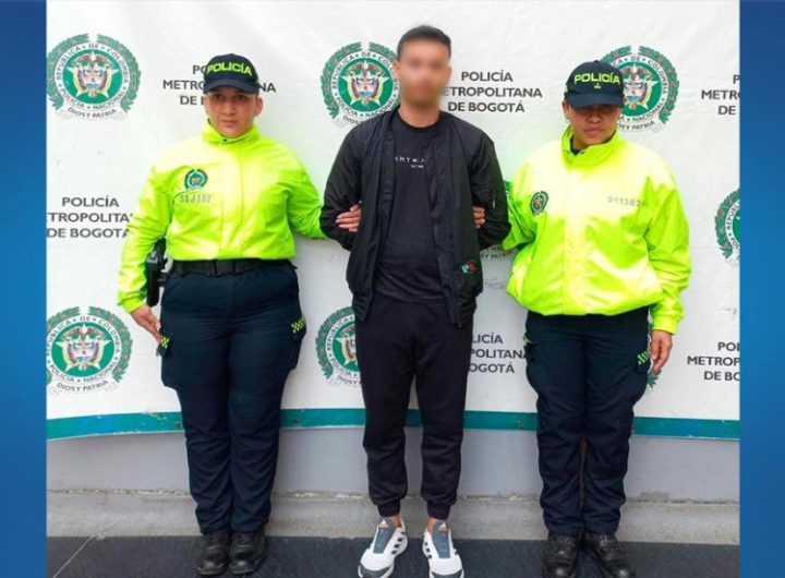 Este hombre amenazaba a la niña para que no contara lo ocurrido.